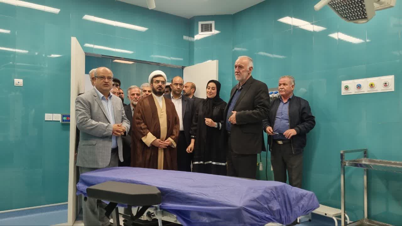 بازدید از اتاق عمل توسط مسئولین